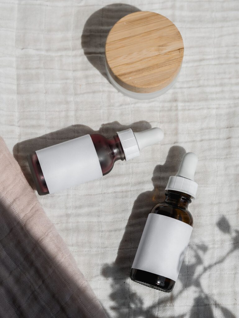 Chai và hũ nhựa mỹ phẩm